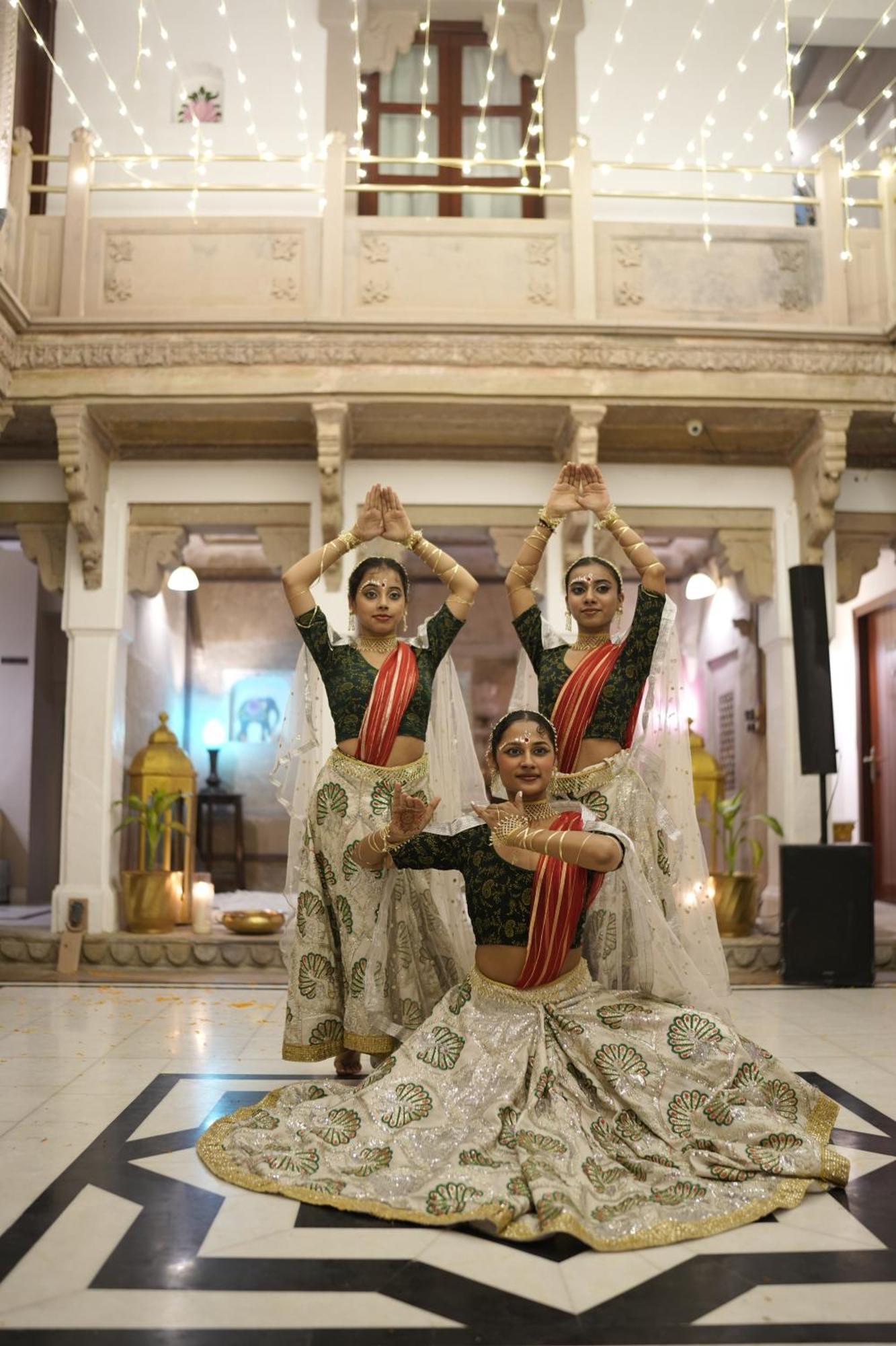 Hotel Guleria Kothi At Ganges Varanasi Exterior foto