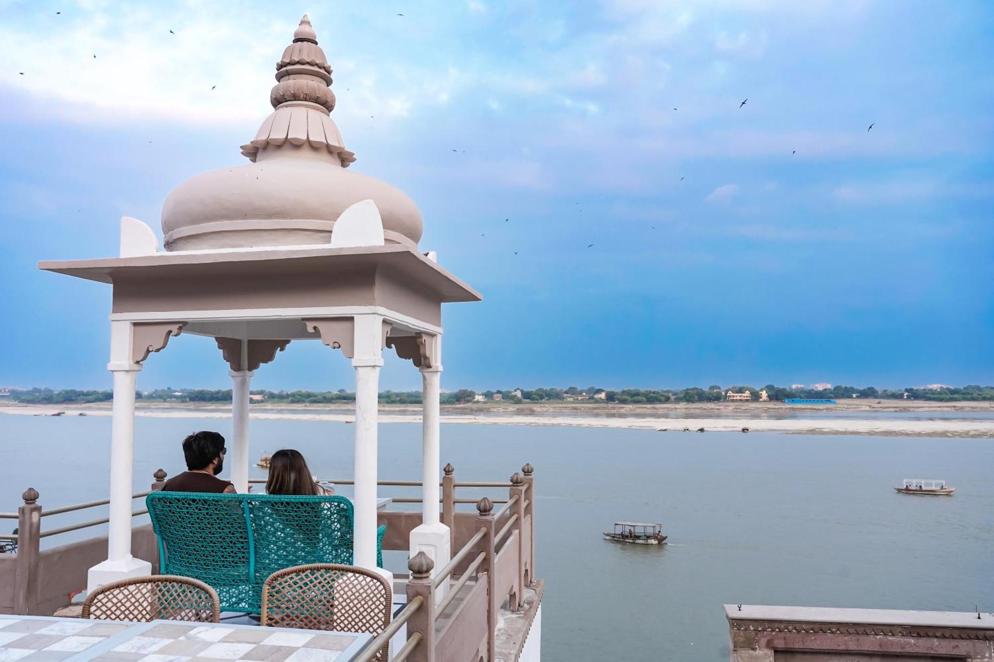 Hotel Guleria Kothi At Ganges Varanasi Exterior foto