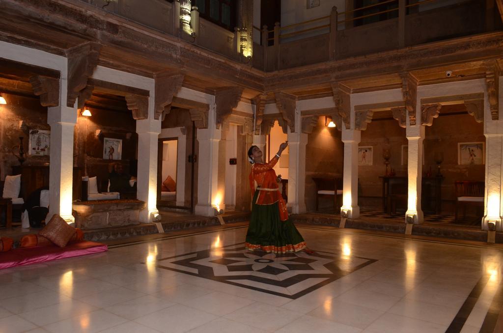 Hotel Guleria Kothi At Ganges Varanasi Exterior foto